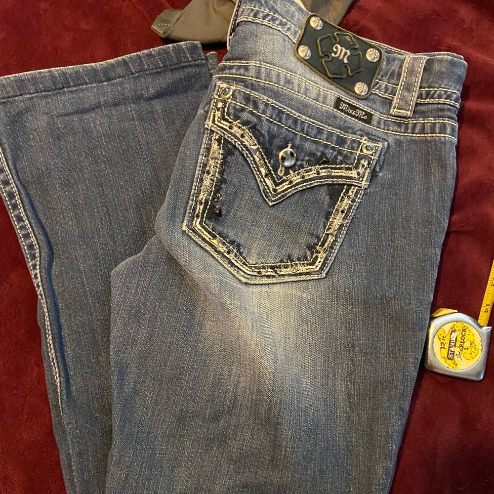Miss me jeans size 31 -mid-rise east boot - actual 36x33) beautiful!